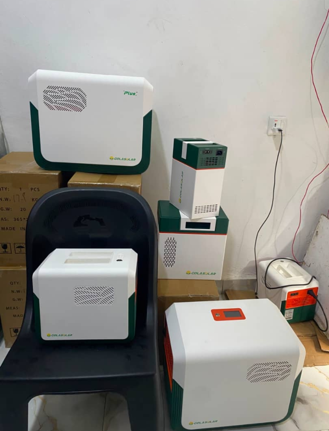 300W - 2200w COLA SOLAR GENERATOR
